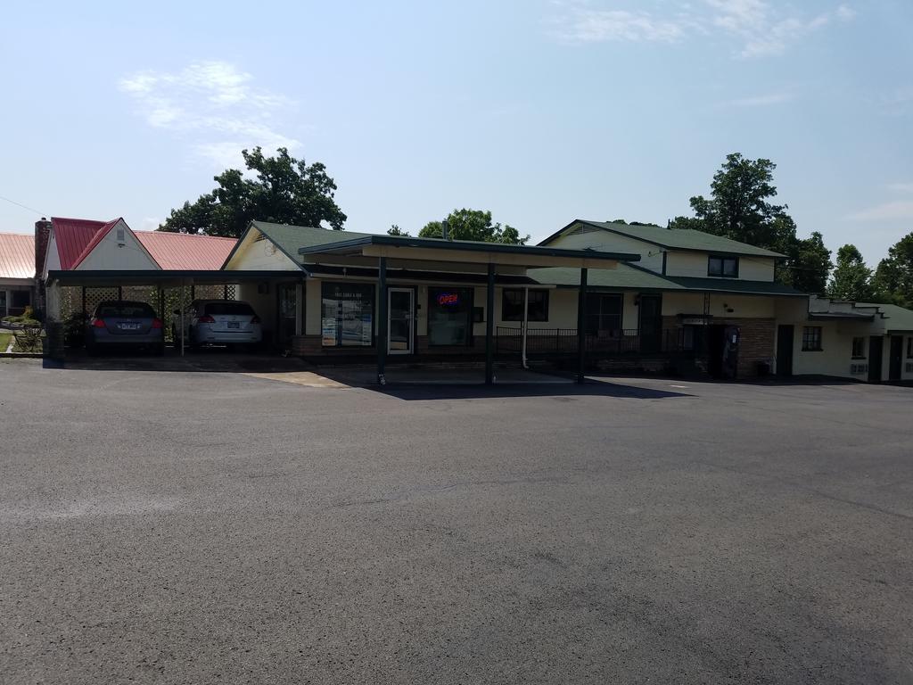 تاهليكوا Oak Park Motel المظهر الخارجي الصورة